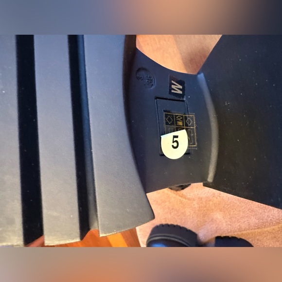 Nwot! ALASKA WIDE FIT BLACK ROUNDED TOE CHUNKY HEEL BOOTS SIZE 5 no box - Picture 9 of 11